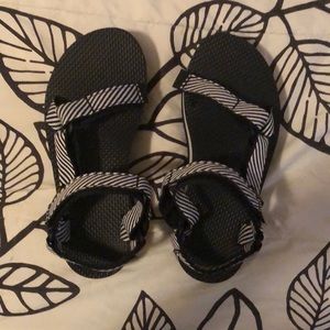 Platform Tevas